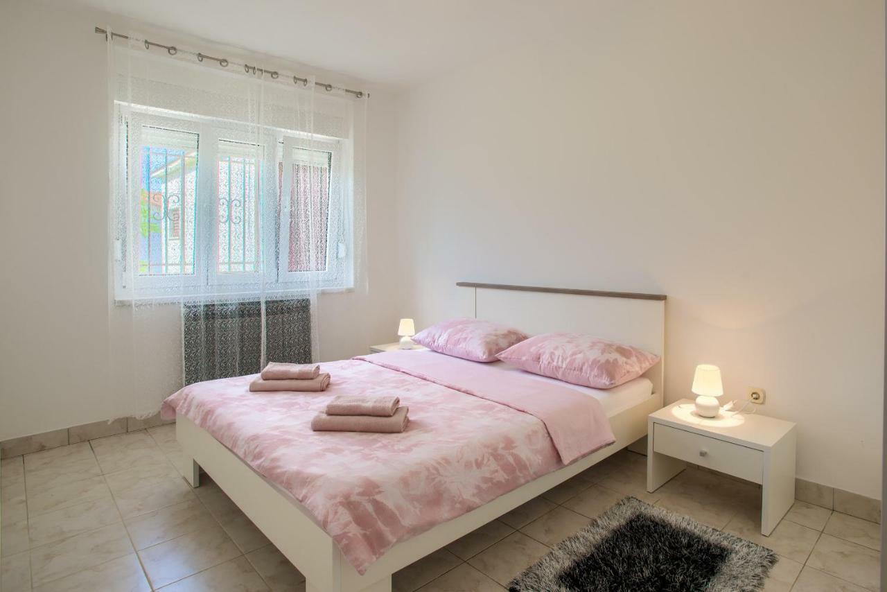 Apartman Paola Póla Kültér fotó