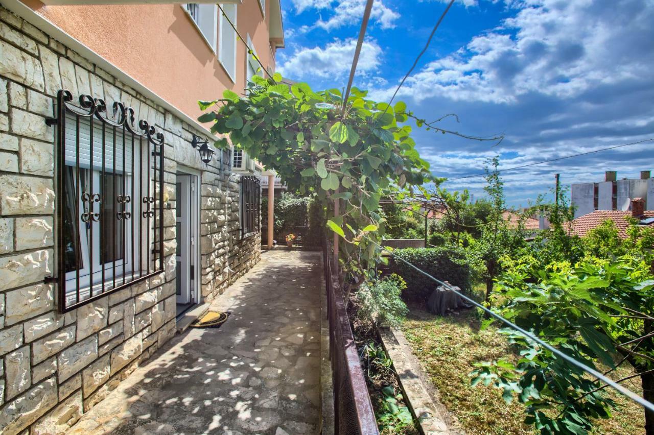 Apartman Paola Póla Kültér fotó